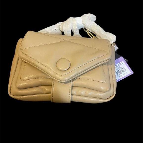 House of Want We are splendid Beige shoulder Crossbody w/ Built in Wallet H.O.W - Picture 10 of 11